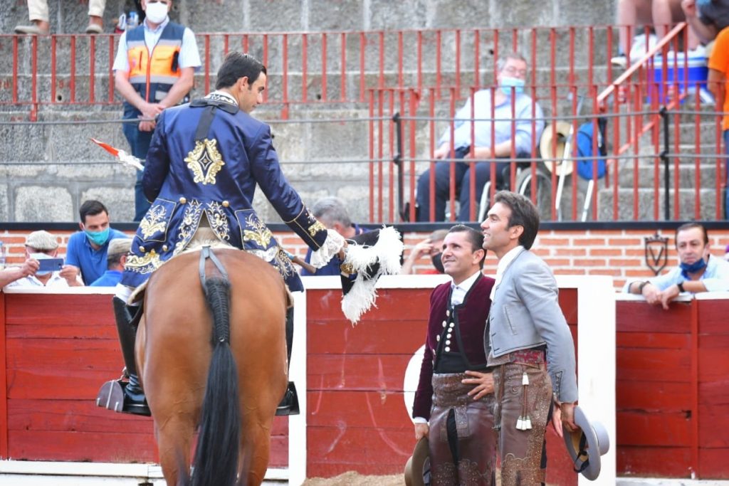 10 El Espinar David Gomes brindis a Galan y Ventura 1024x683 - Ventura y Galán, a hombros de su propia capacidad