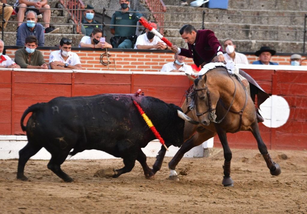 19 El Espinar Ventura pasada 1024x715 - Ventura y Galán, a hombros de su propia capacidad