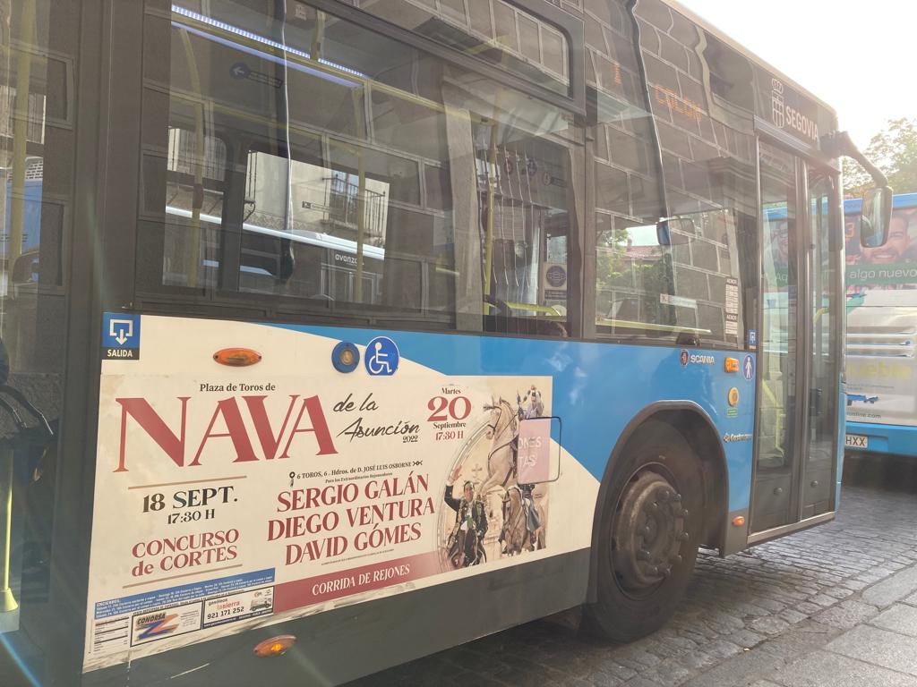 Nava 2 - Segovia se inunda de rejones con spots en autobuses y marquesinas