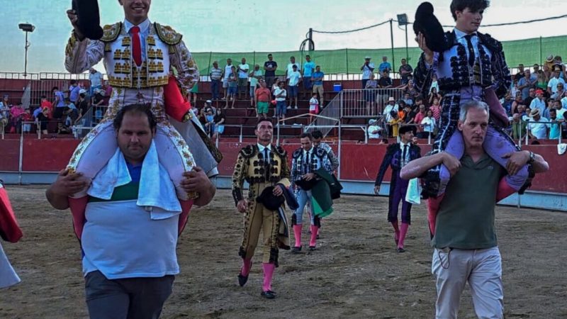 Tristán Barroso y Víctor Cerrato, doble Puerta Grande con una buena novillada de Núñez de Tarifa en Almorox