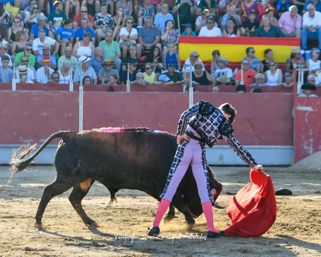 Almorox Novillada11 1024x820 - Tristán Barroso y Víctor Cerrato, doble Puerta Grande con una buena novillada de Núñez de Tarifa en Almorox