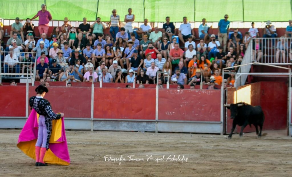 Almorox Novillada19 1024x623 - Tristán Barroso y Víctor Cerrato, doble Puerta Grande con una buena novillada de Núñez de Tarifa en Almorox