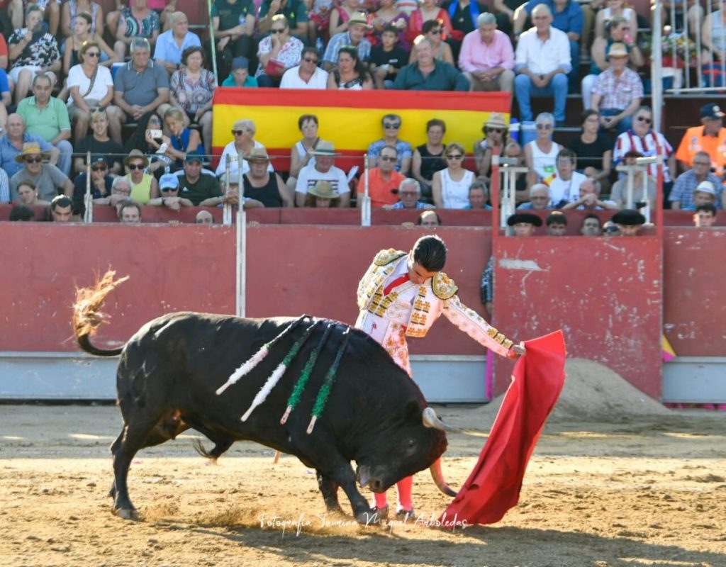 Almorox Novillada5 1024x800 - Tristán Barroso y Víctor Cerrato, doble Puerta Grande con una buena novillada de Núñez de Tarifa en Almorox