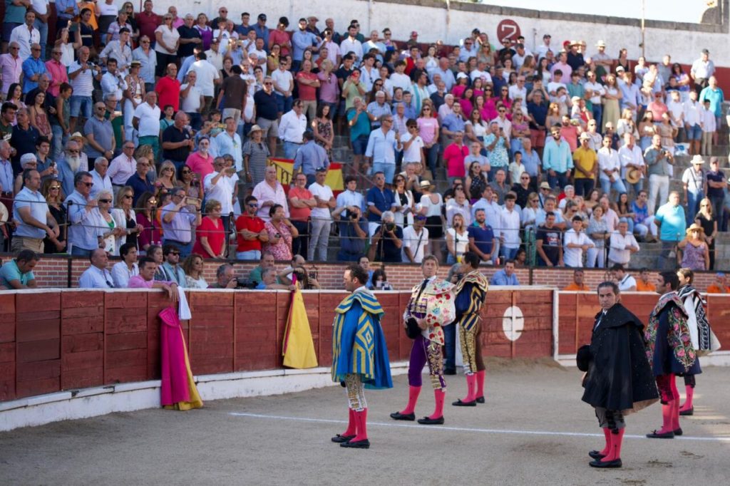 El Espinar 2023 1 1024x682 - Importante El Cid, dos orejas en El Espinar