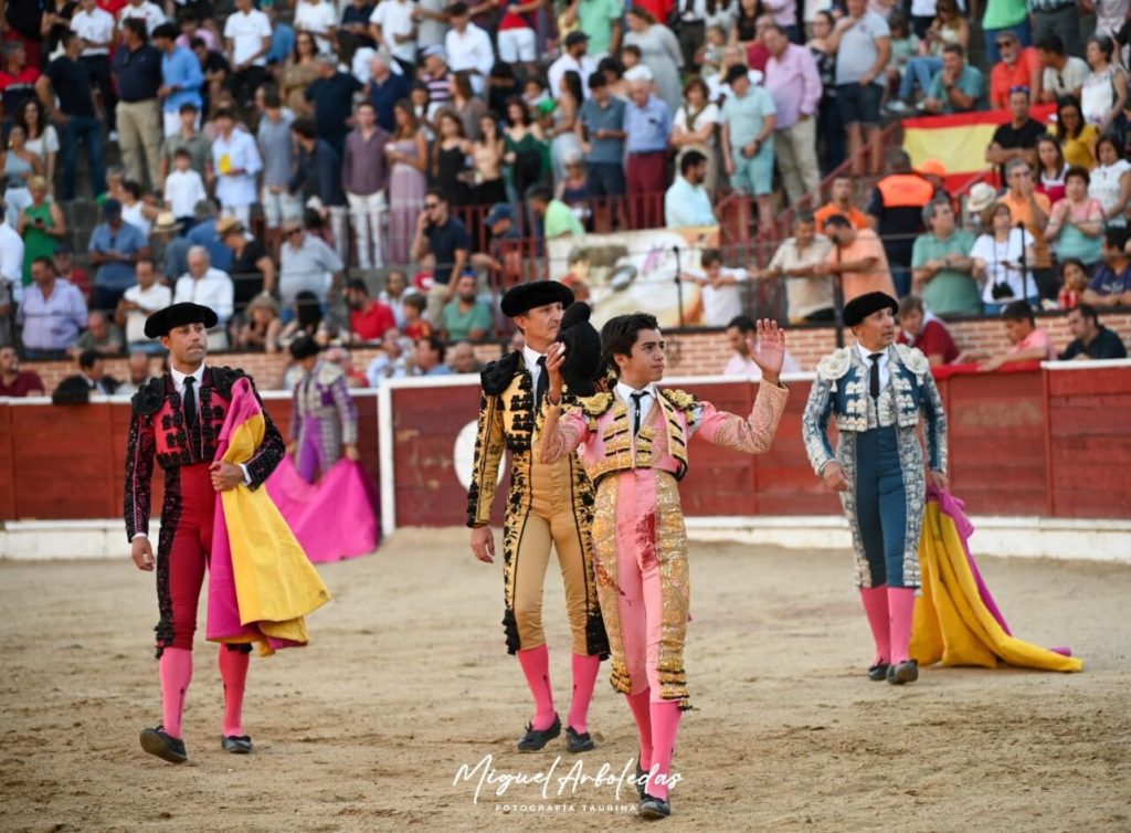 El Espinar14 1024x754 - Sergio Galán, Chicharro y Marco Pérez, tarde de emociones en El Espinar