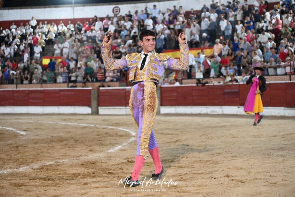 El Espinar19 1024x683 - Sergio Galán, Chicharro y Marco Pérez, tarde de emociones en El Espinar