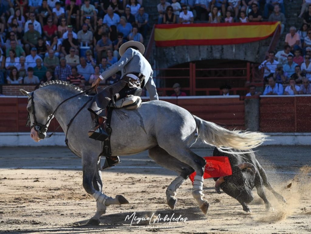 El Espinar2 1024x770 - Sergio Galán, Chicharro y Marco Pérez, tarde de emociones en El Espinar