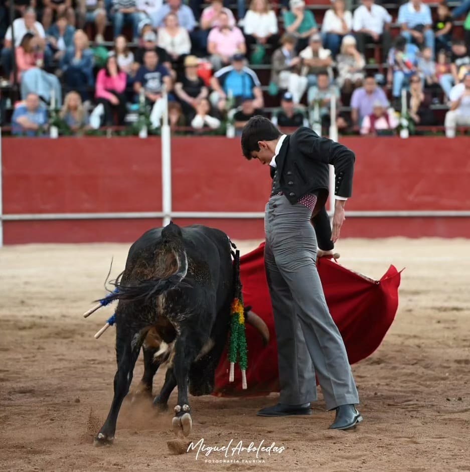 Hoyo de Pinares16 - Javier Cortés, Jarocho y Julio Méndez, nombres propios en el festival de El Hoyo de Pinares