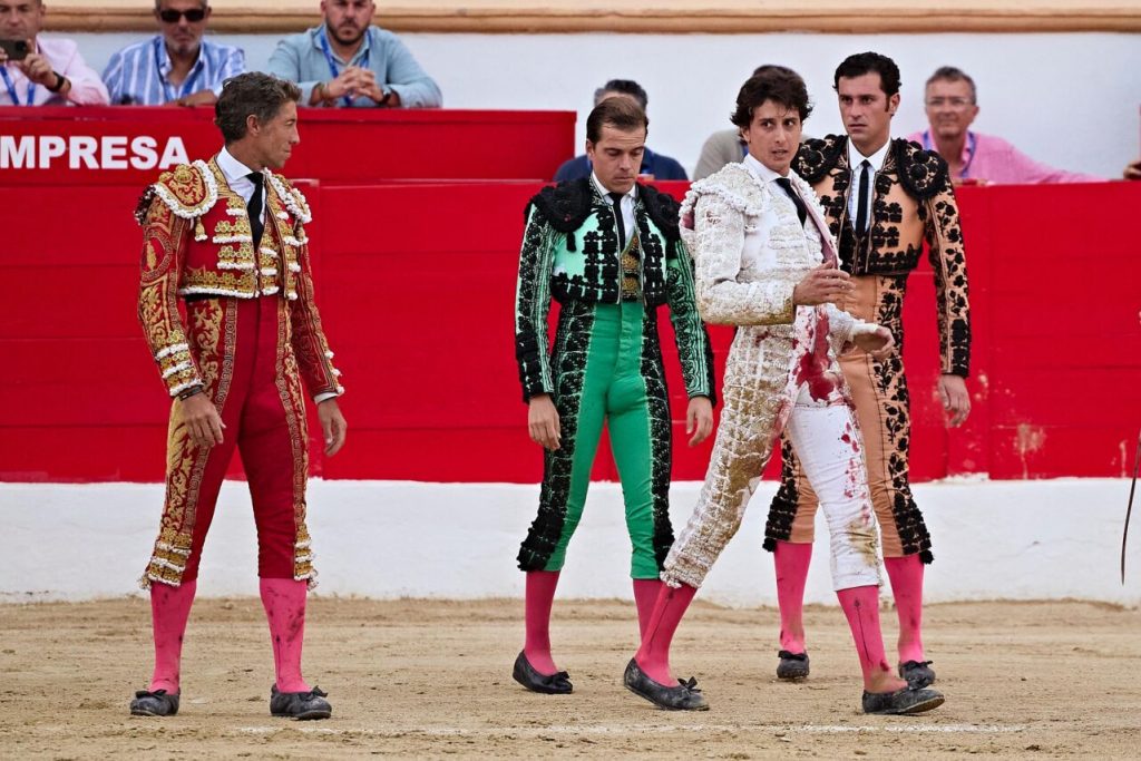 Melilla29 1024x683 - Manuel Escribano, Javier Cortés y Roca Rey, fiesta total en Melilla