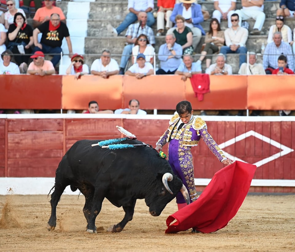 NavadelaAsuncion14 - Una gran faena de Javier Cortés en Nava de la Asunción, a hombros con Joselito Adame y Sergio Pérez de Gregorio