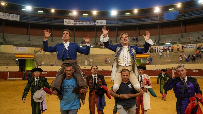 Rui Fernandes y Sergio Galán, a hombros en Alcalá de Henares
